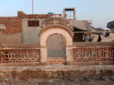 On the rooftop, Jain Swamber Temple, Multan