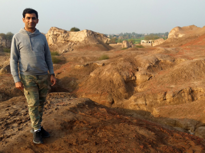 FArrukh at archaeological site, Tulamba