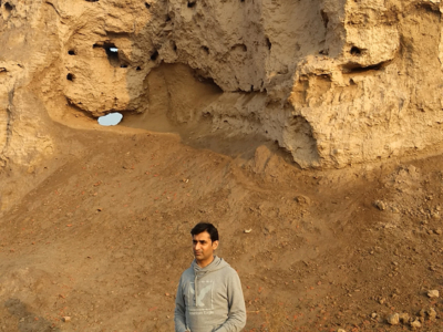 Farrukh Addnan at the archaeological site, Tulamba