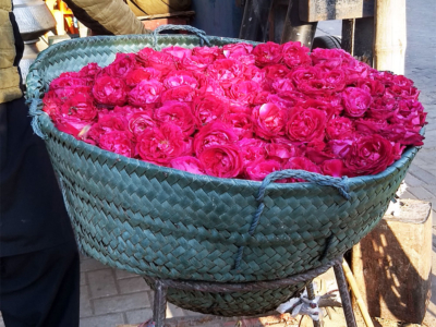 Rose petals stall outside the Abdullah Shah Ghazi shrine